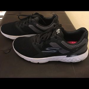 Sketchers Running shoes